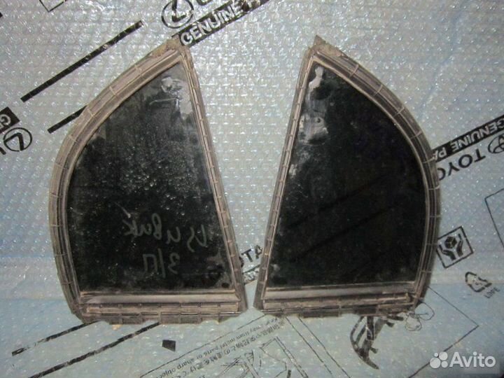 Форточка двери задней левой правой Honda Civic 4D