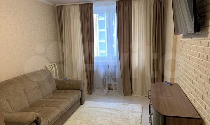 2-к. квартира, 56 м², 3/15 эт.