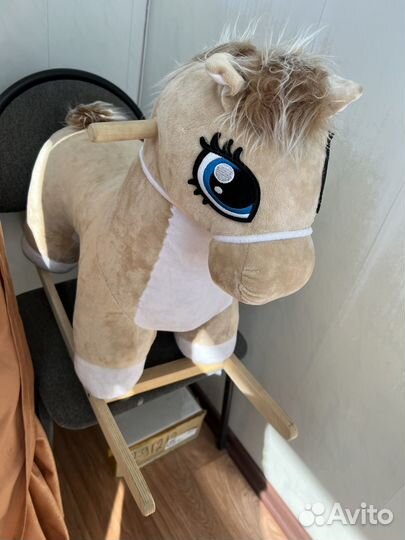 Лошадь качалка