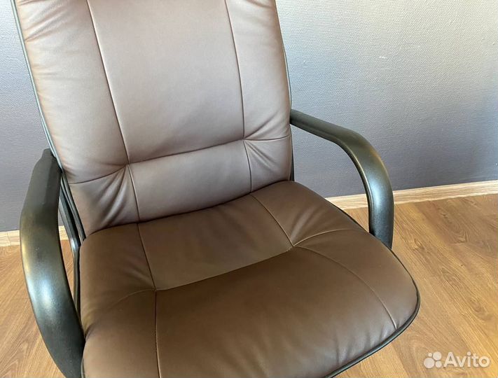 Офисное кресло. Удобное