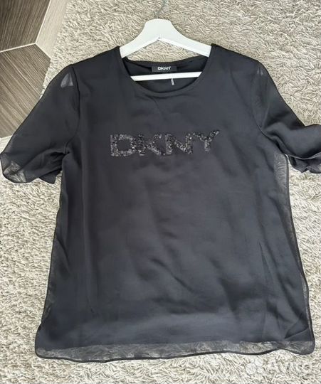 Футболка dkny