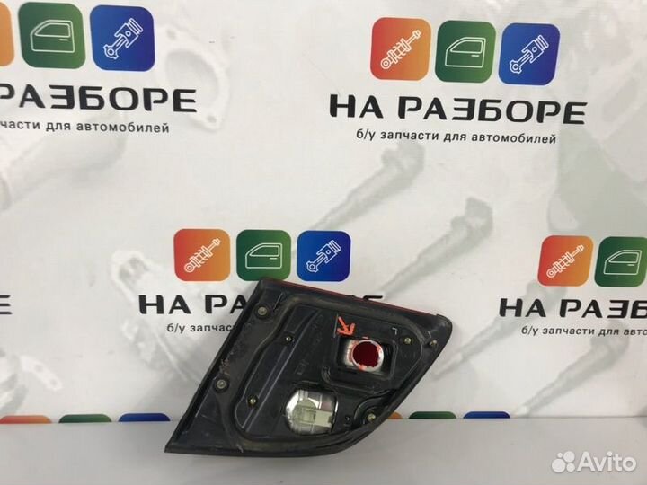 Фонарь задний левый Nissan Maxima A33 VQ20DE 2004