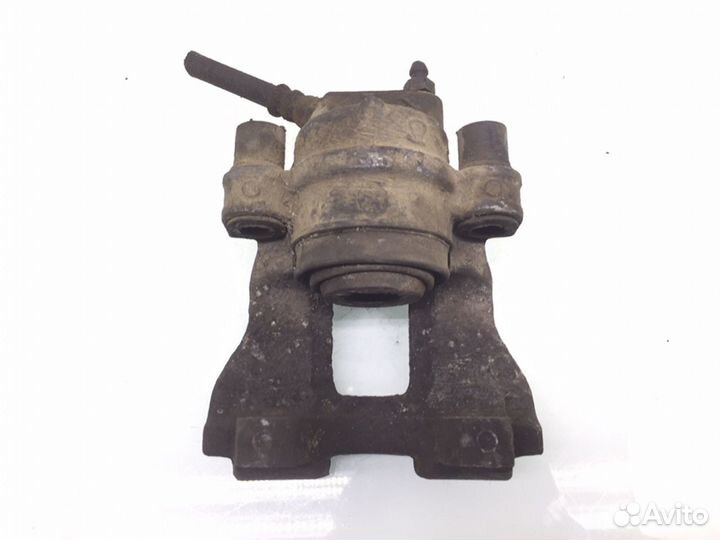 Суппорт задний левый Mercedes S W220 3.2 CDI 2004