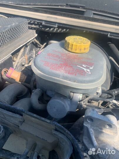 Главный тормозной цилиндр Ауди A8 d2