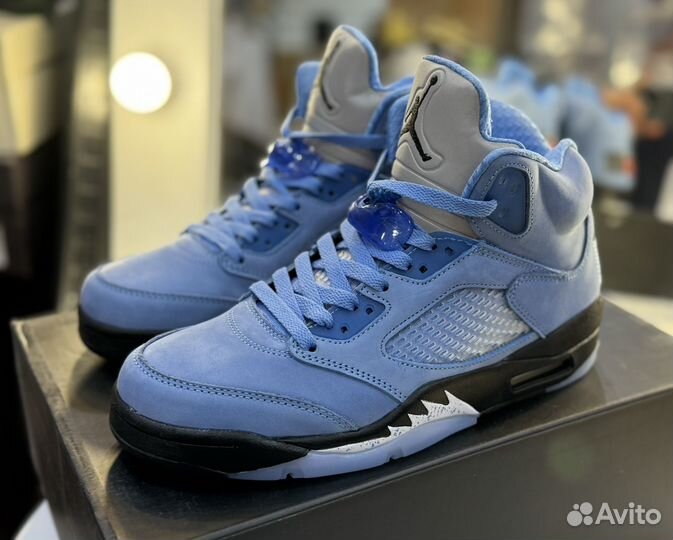 AIR jordan 5 retro UNC university blue