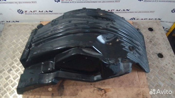Подкрылок передний левый Man Tgl