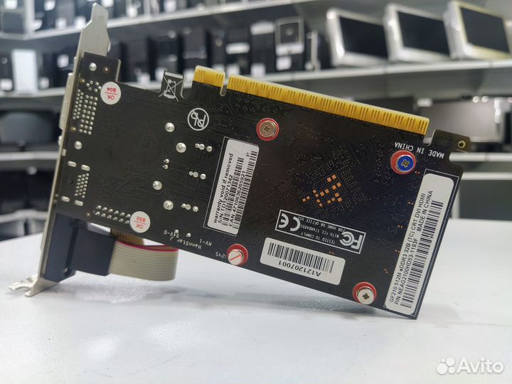 Видеокарта GeForce GT 210 512mb