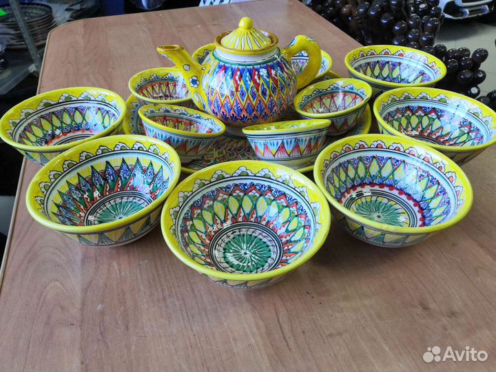 Набор риштанской керамики