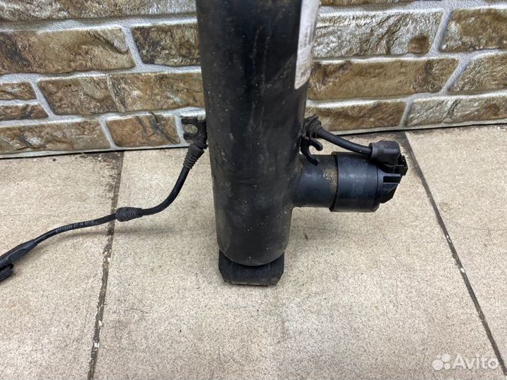 Стойка подвески задняя правая Volvo Xc90 2 2016