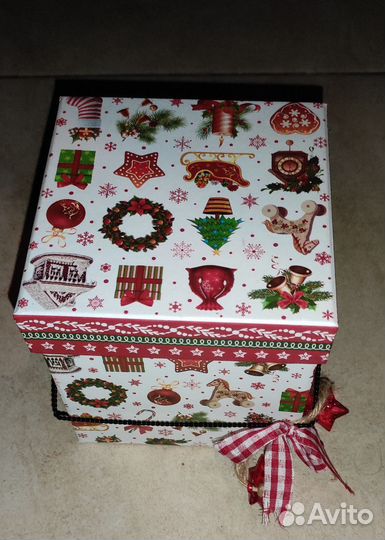 Коробка для подарка картонная