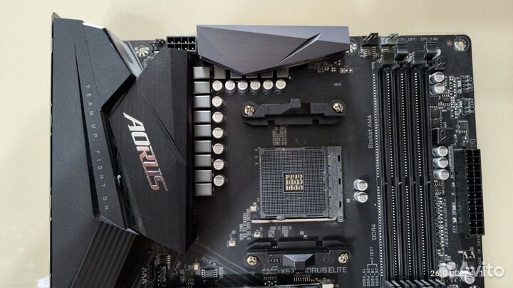 Материнская плата gigabyte X570 aorus elite