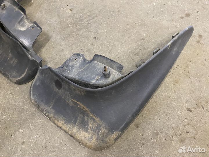 Задние брызговики Ford Smax