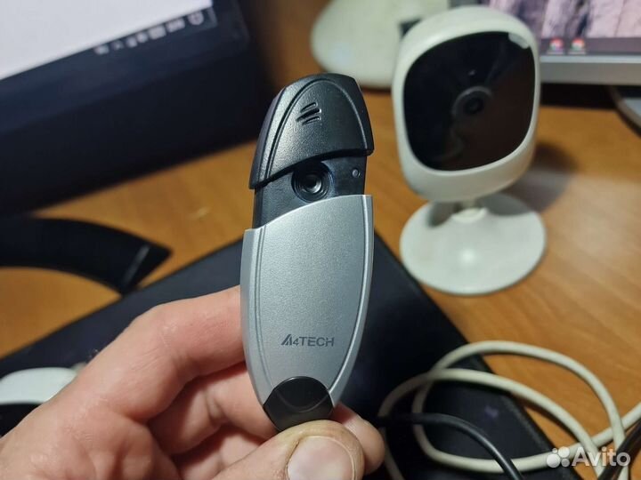 Веб-камера Microsoft