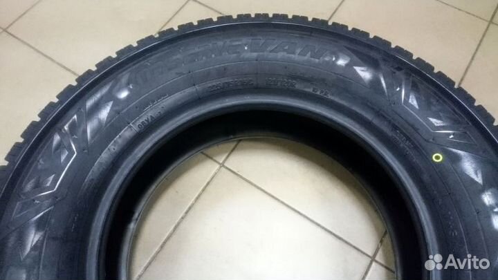 Toyo Observe Van 215/65 R16 T