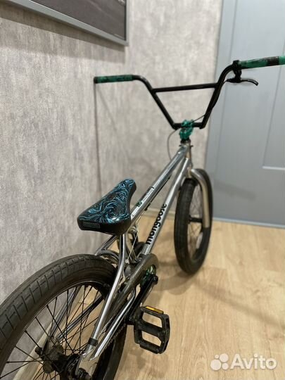 Трюковой велосипед BMX