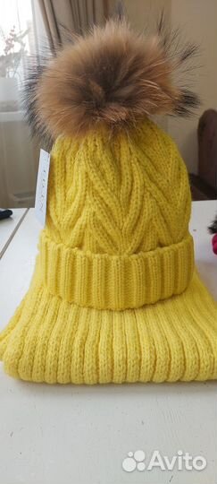 Комплект шапка и снуд