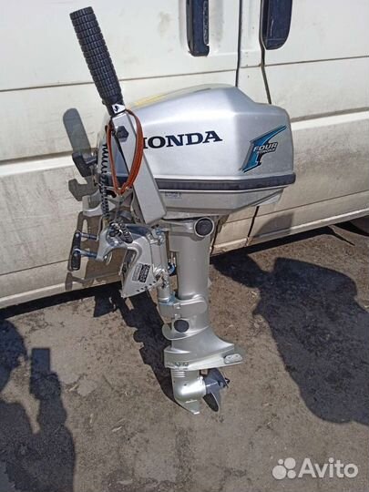 Лодочный мотор Honda