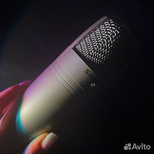 Диктор, озвучка