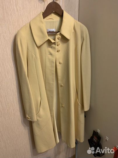 Пальто женское шерстяное желтое Германия 44 46