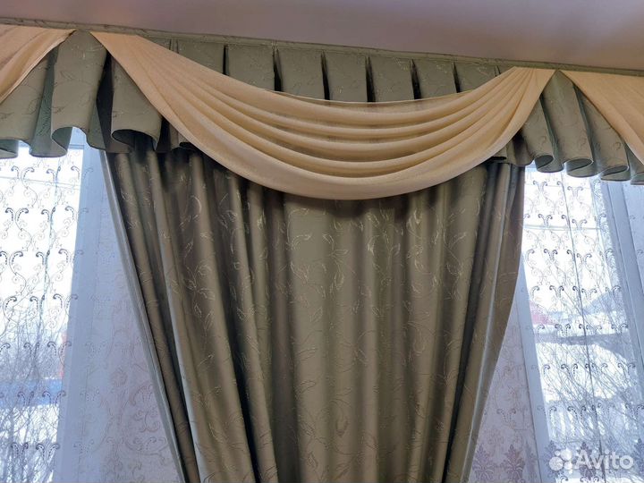 Шторы с ламбрекеном