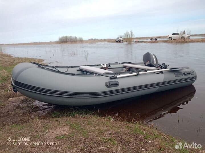 Аренда лодки с мотором