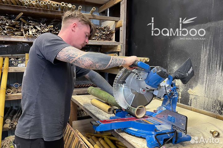 Рабочие на бамбуковое производство