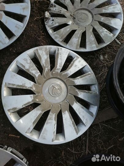 Колпаки оригинал r15 skoda rapid