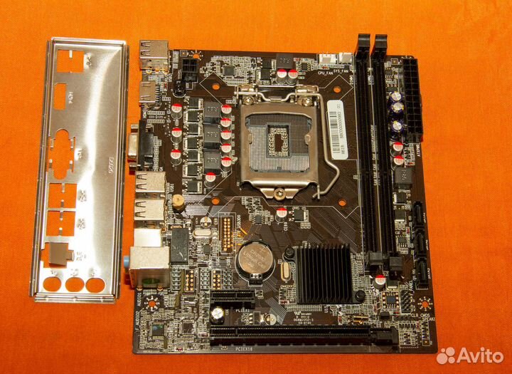 Материнская плата Intel 1155 Gigabyte и др