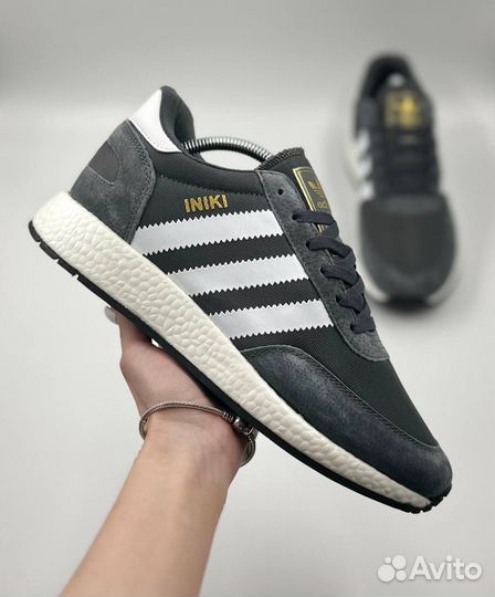 Adidas iniki Grey