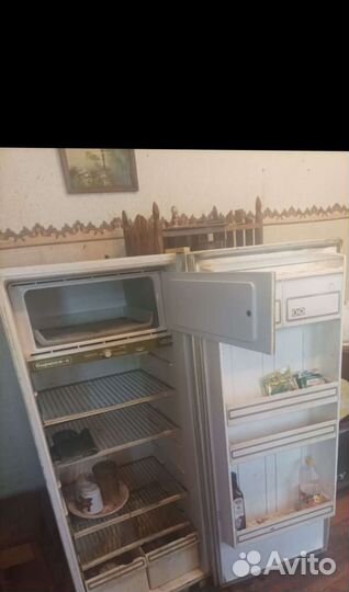 Холодильник 