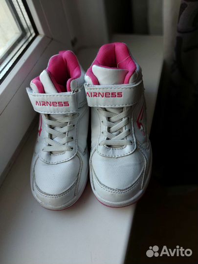 Кроссовки для девочки 29 размер