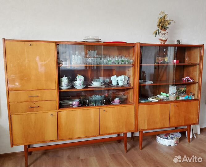 Стенка в гостиную бу