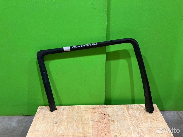 Рамка стекла двери MAN TGX