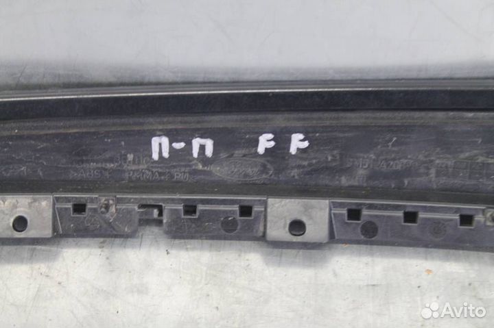 Накладка двери передней правой Ford Focus 3 2011