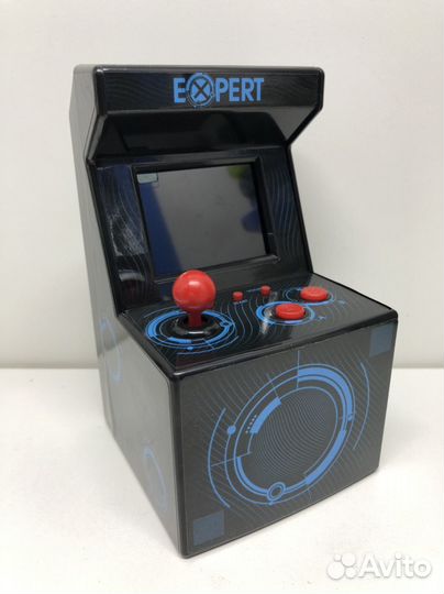 Портативная консоль Dendy Expert 8bit 240 игр