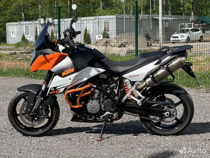 KTM 990 supermoto