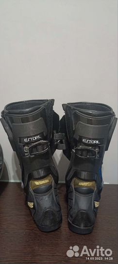 Мотошлем hjc i70 и мотоботы