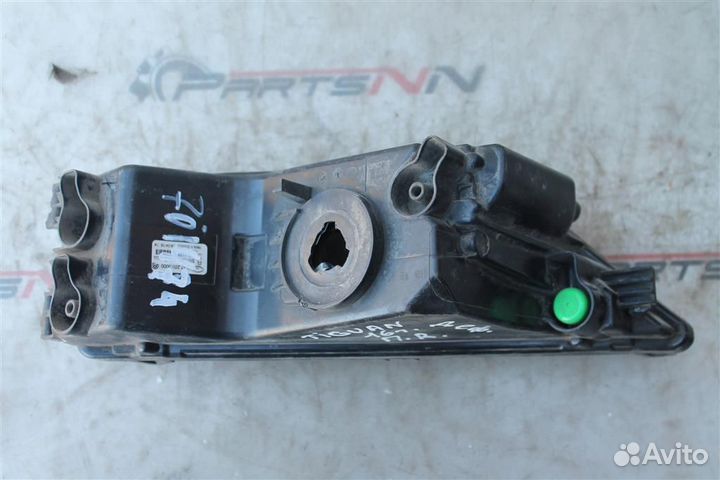 Фара противотуманная правая Фольксваген Тигуан