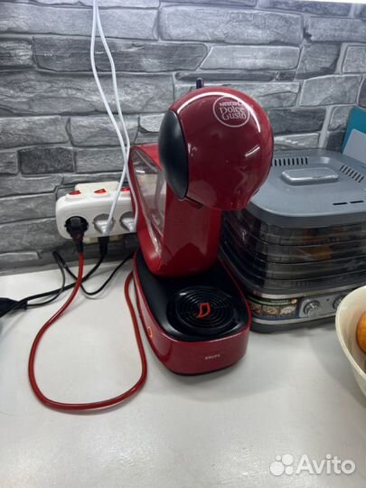 Кофемашина капсульная dolce gusto