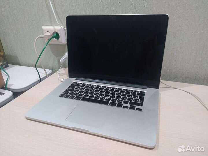Apple macbook pro 15 late 2013
