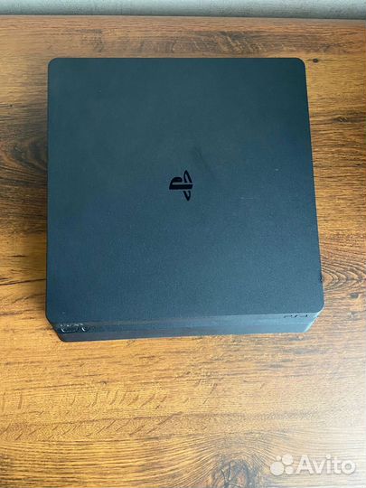 Sony PS4 slim