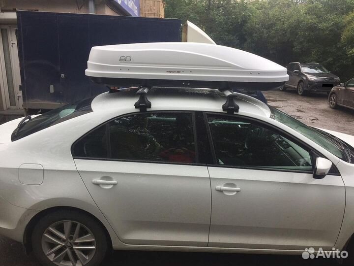 Бокс Евродеталь 390 белый карбон на skoda octavia