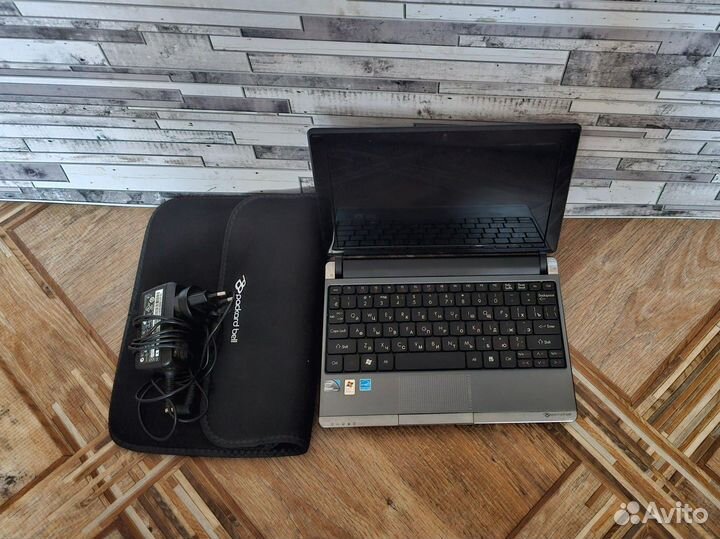 Ноутбук нетбук Packard bell
