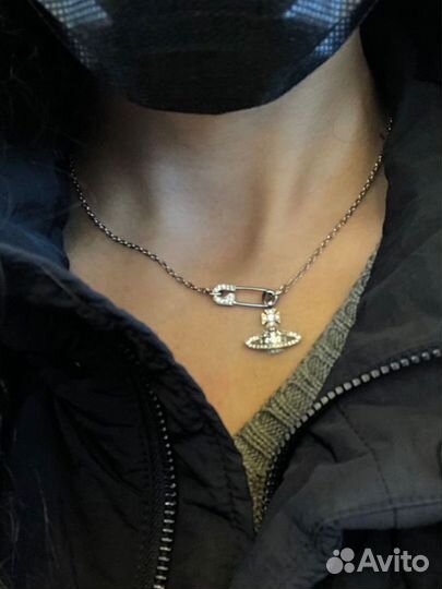 Кулон с цепочкой Vivienne Westwood