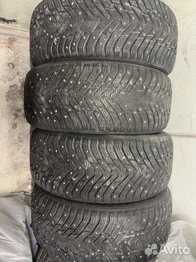 Nokian Tyres Hakkapeliitta 8 225/50 R17 94T