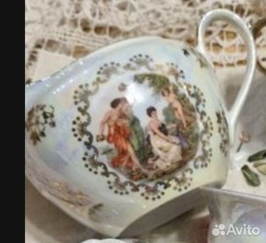 Чашка и сливочник Мадонна