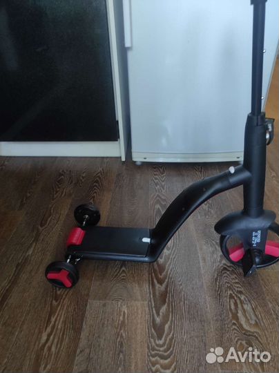 Самокат беговел 3 в 1