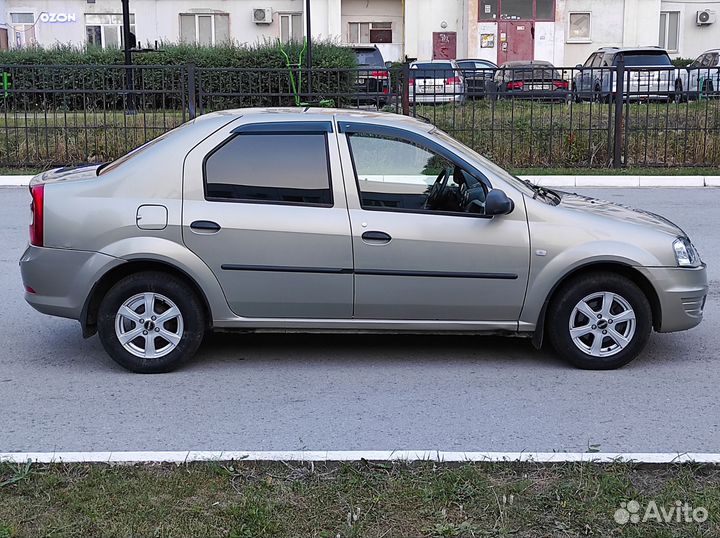 Renault Logan 1.6 МТ, 2011, 69 300 км