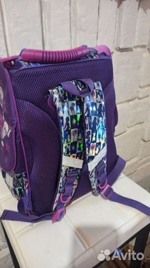 Рюкзак школьный