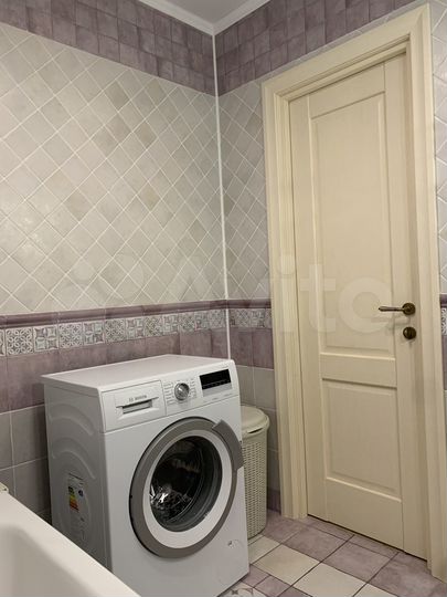 2-к. квартира, 66,1 м², 8/17 эт.